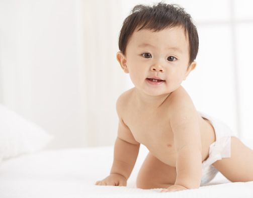 新生儿出现黄疸原因是什么？该如何缓解？
